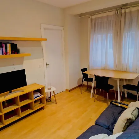 Bed & Breakfast Chill, Cozy Steps From The Shore *